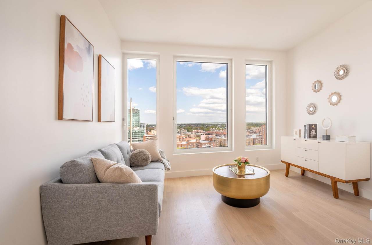 136-18 Maple Avenue - Photo 1