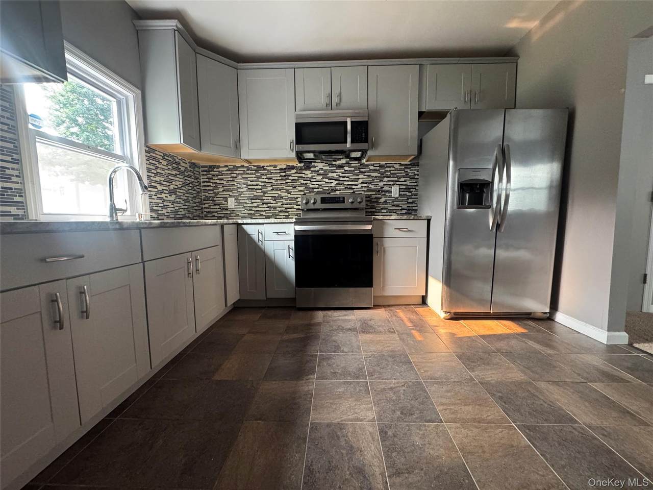 54-56 Valley Avenue - Photo 1