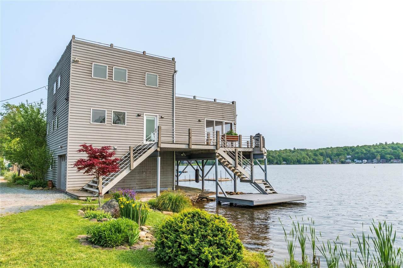 13 Shore Road - Photo 1
