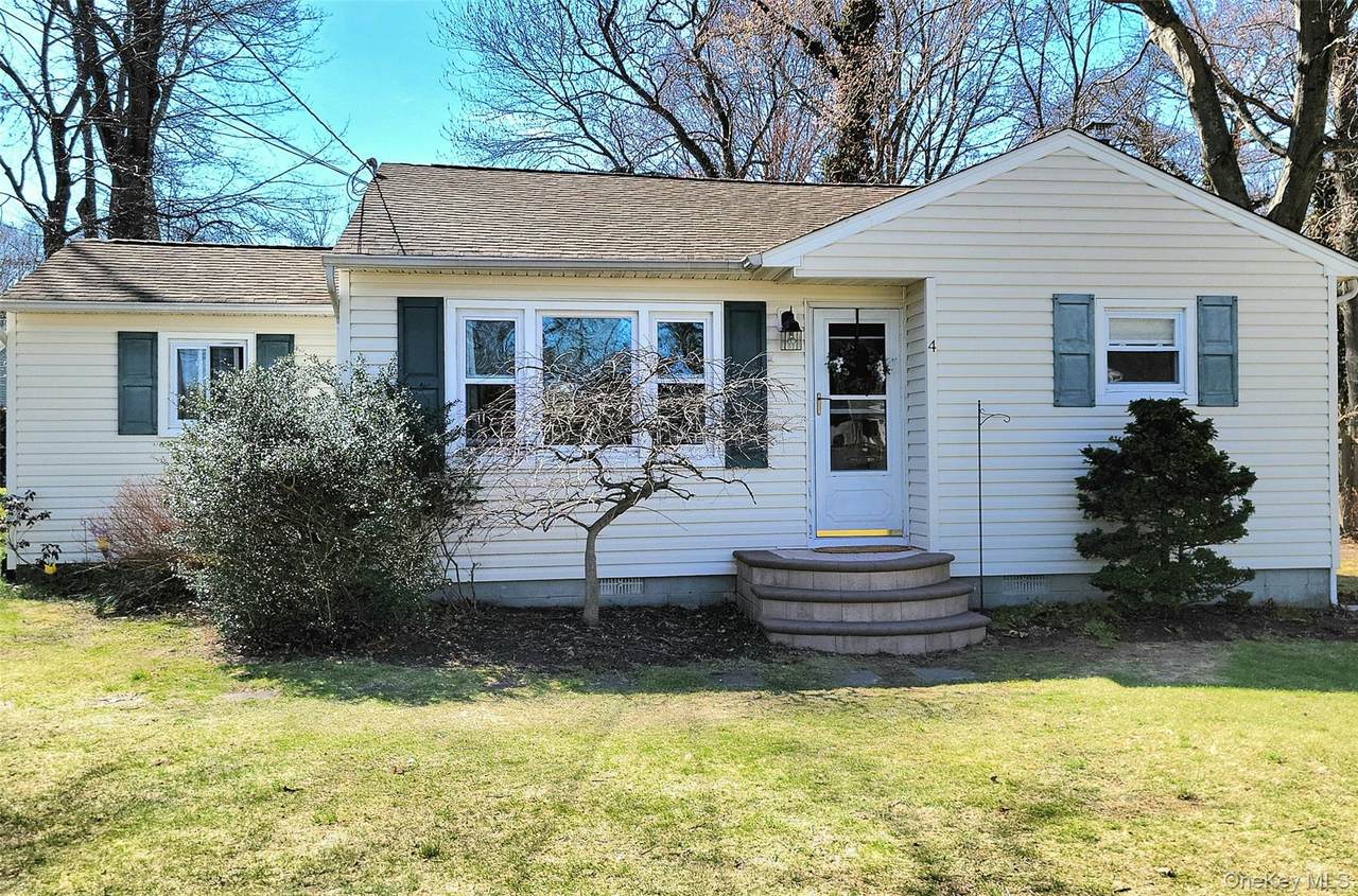 4 White Oak Street - Photo 1