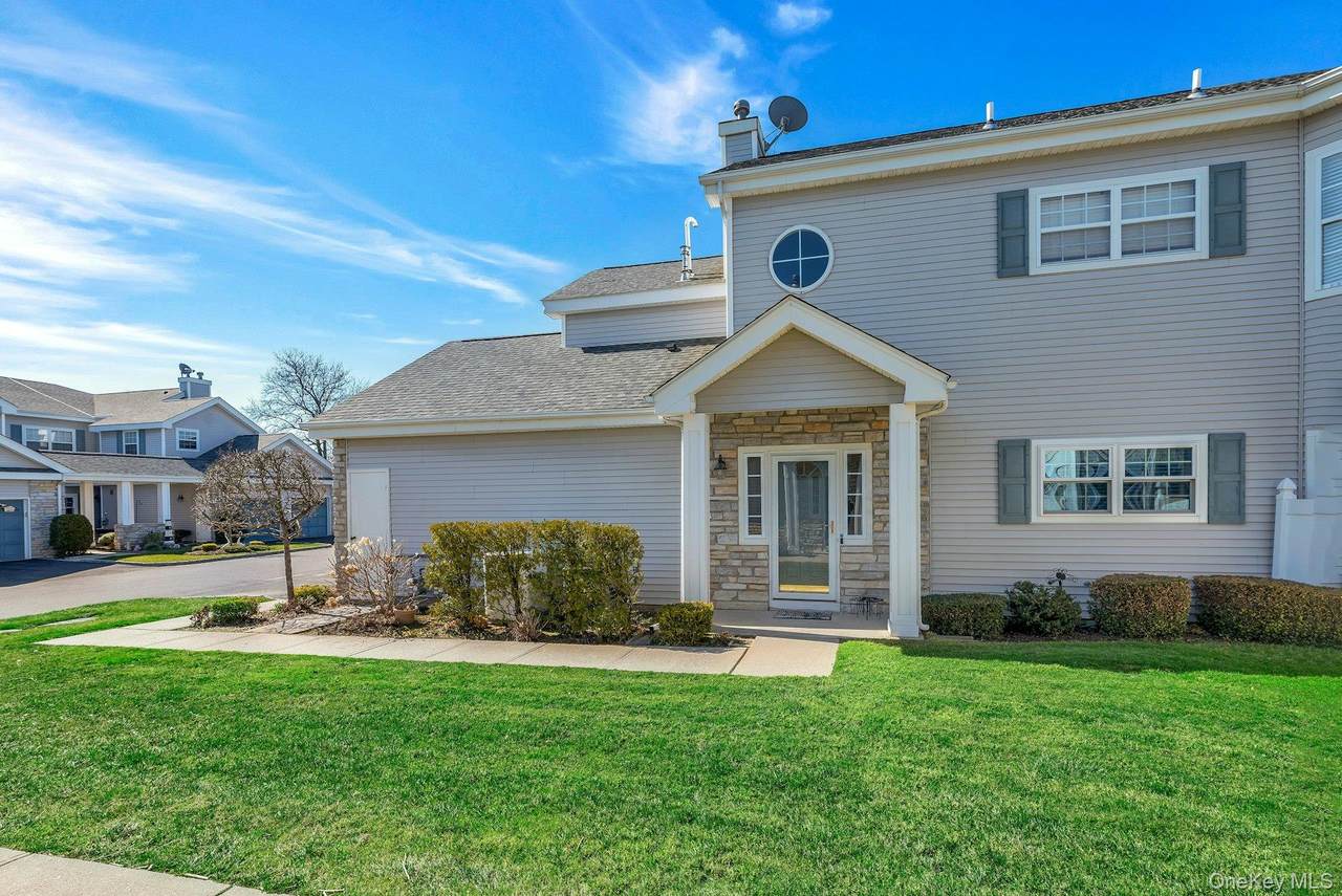 548 Highland Court - Photo 1