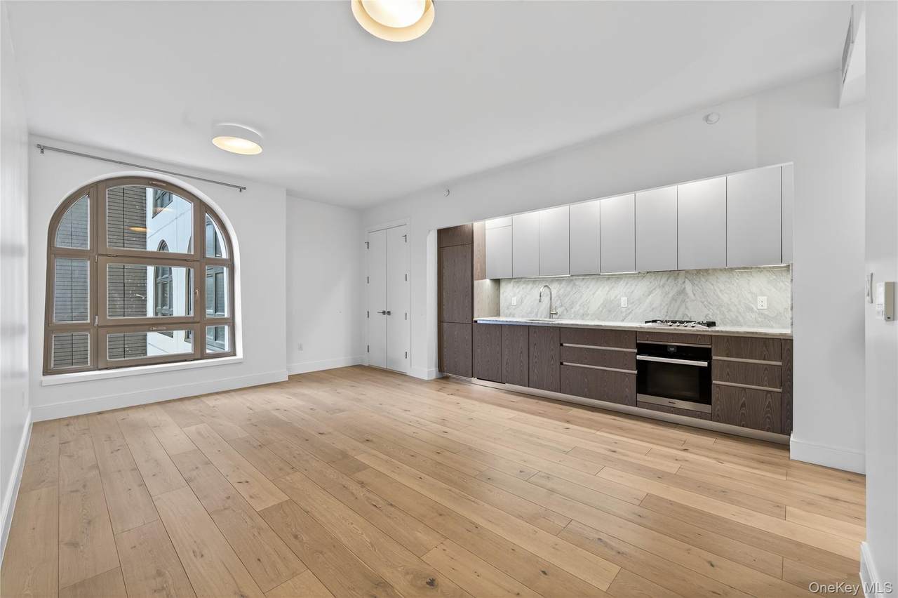 229 9th Street - Photo 1