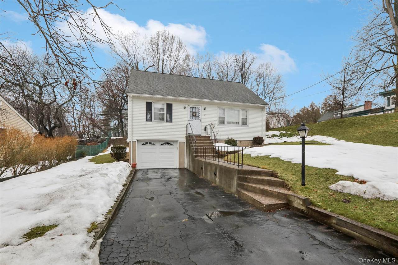 12 Jane Street - Photo 1