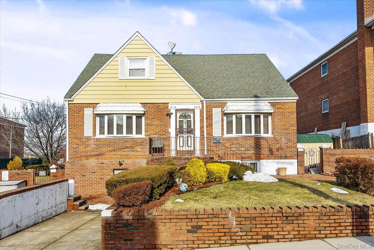 5739 78th Street - Photo 1