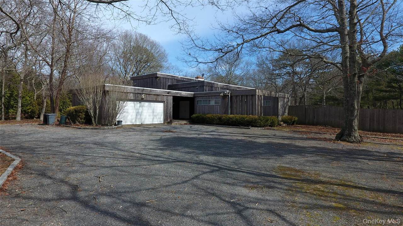 19 Fox Hollow Drive - Photo 1