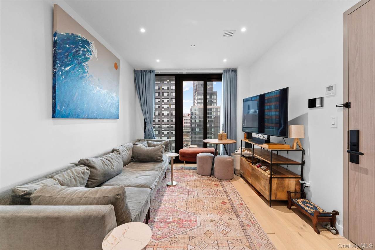 4262 Hunter Street - Photo 1