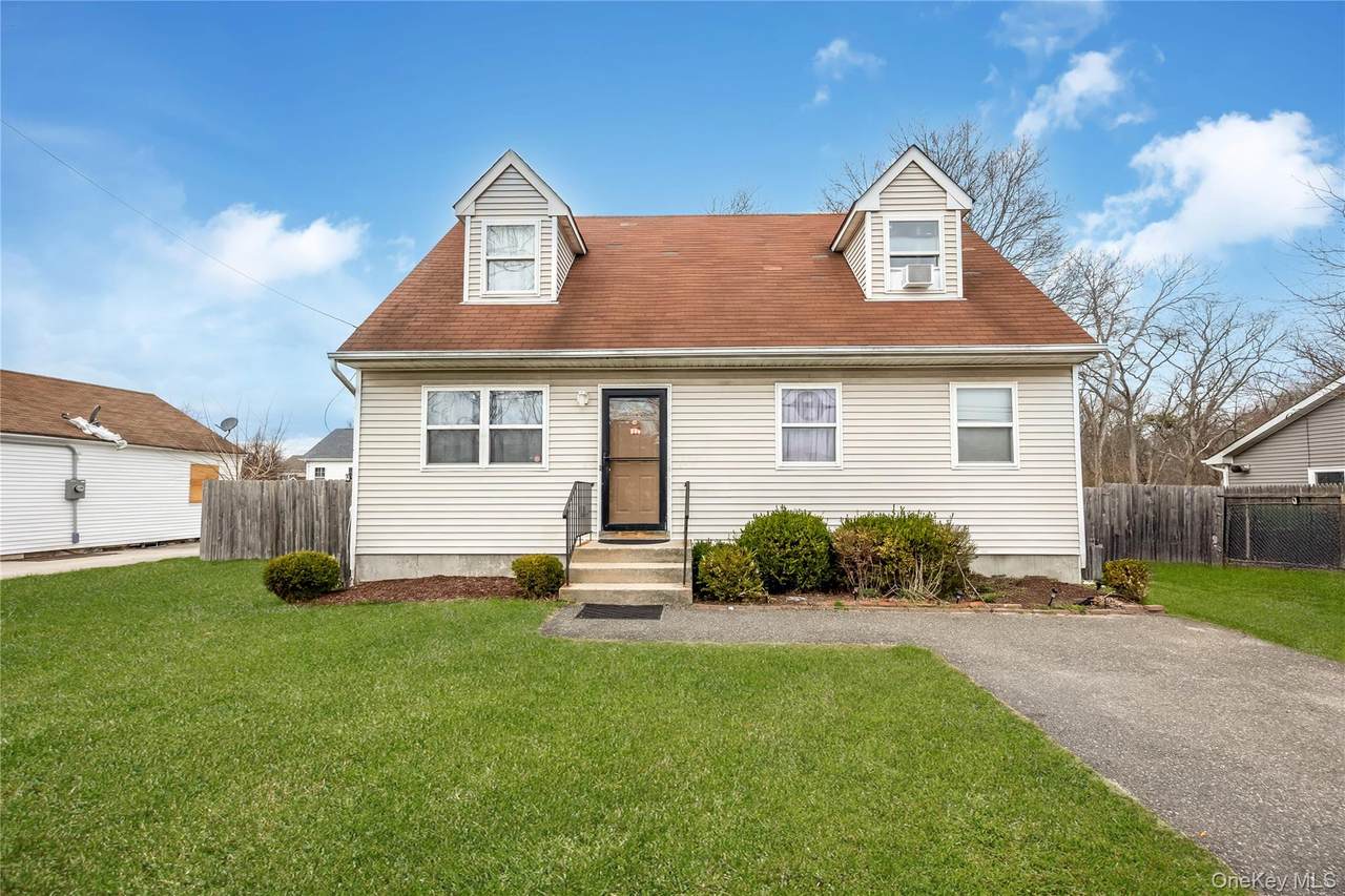 11 Holbrook Street - Photo 1