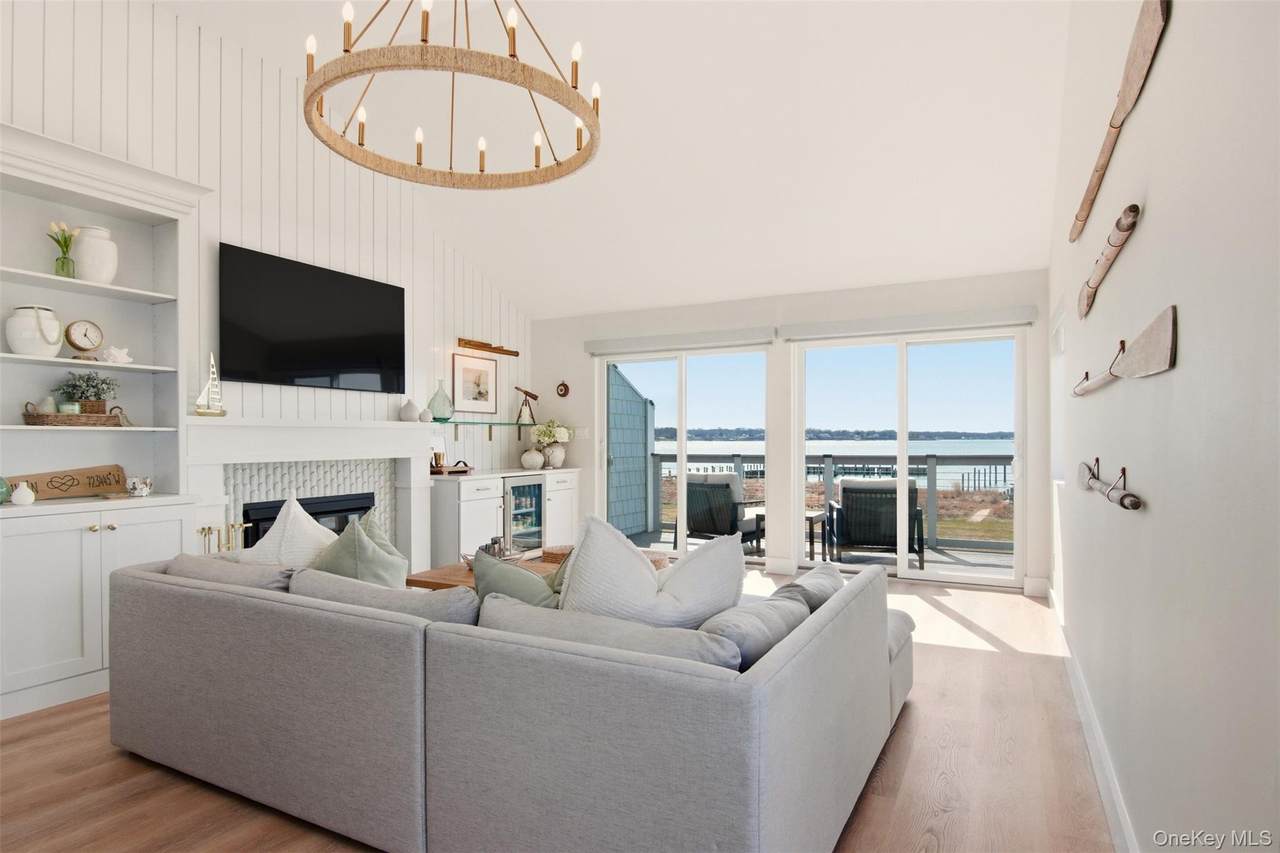 2460 Shipyard Lane - Photo 1