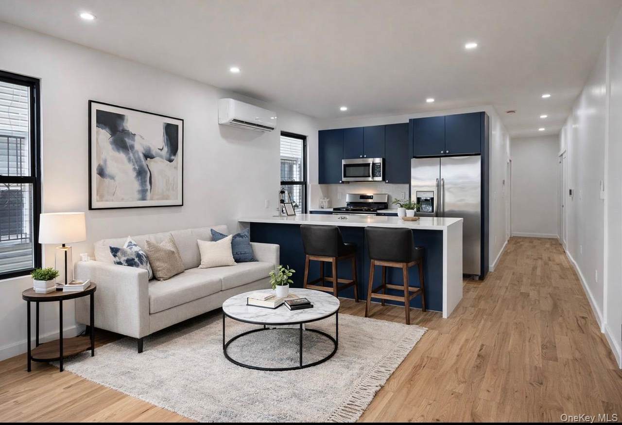 234 42nd Street - Photo 1