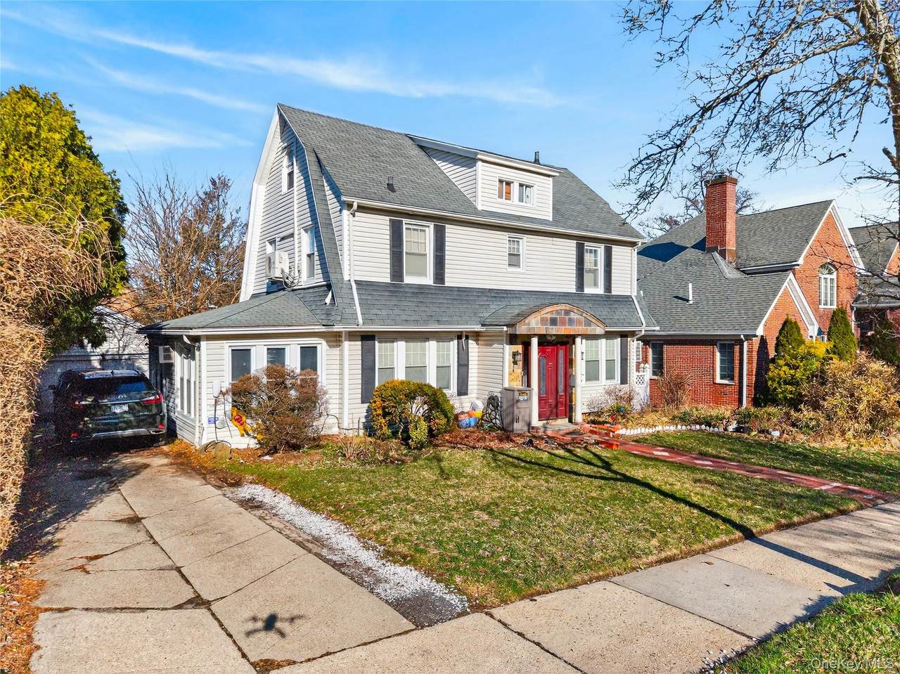 35-20 165th Street - Photo 1