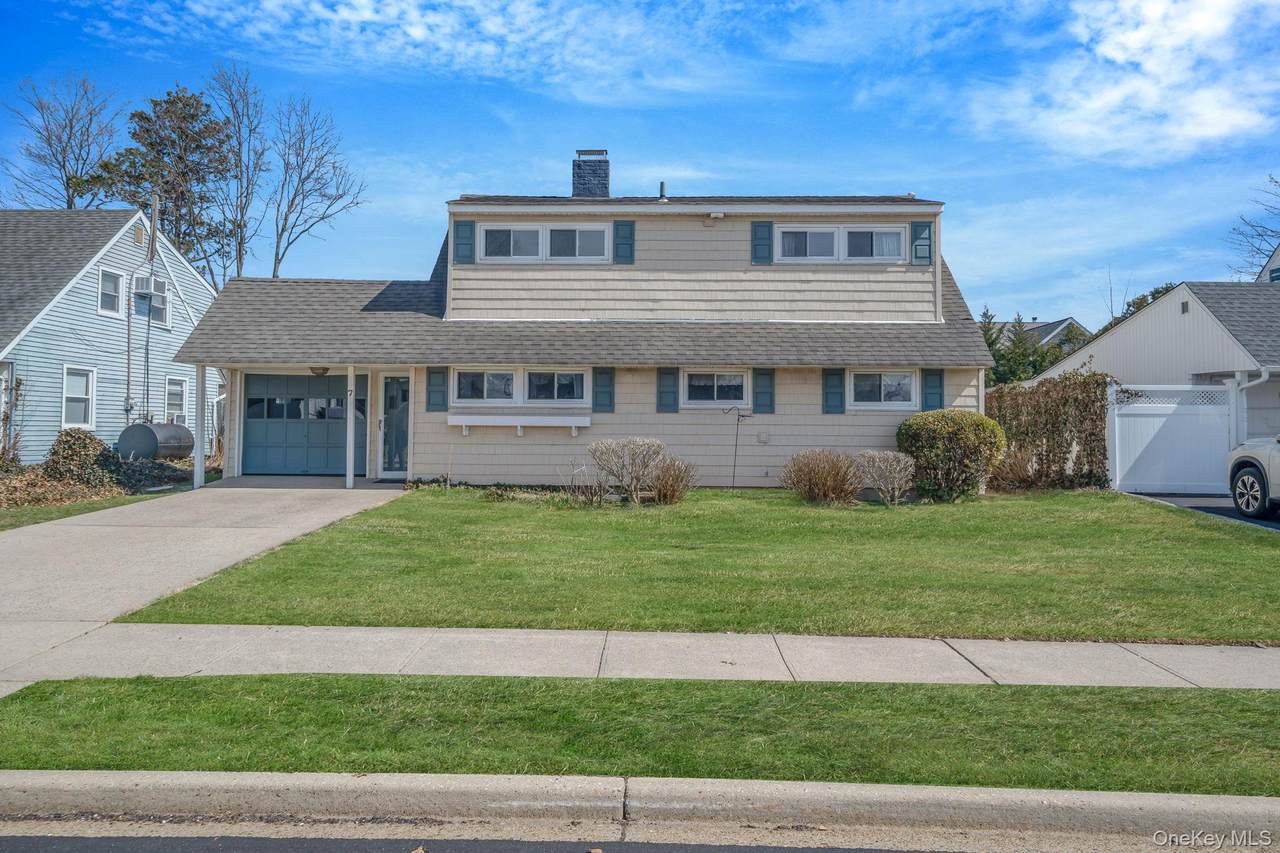 7 Woodpecker Lane - Photo 1