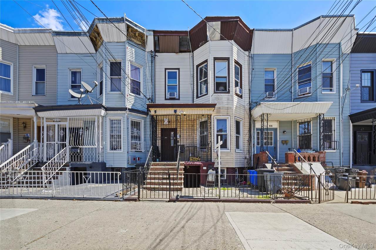 63 Norwood Avenue - Photo 1