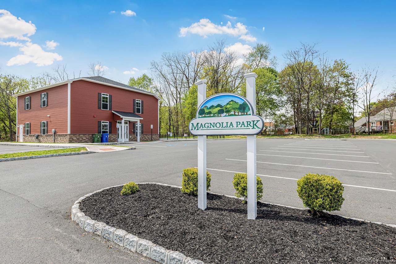 19 Magnolia Park Road - Photo 1