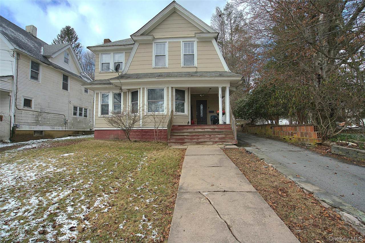 136 Lincoln Place - Photo 1