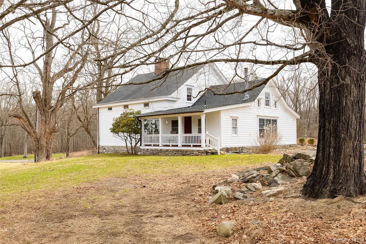 60 Rainbow Lane - Photo 1