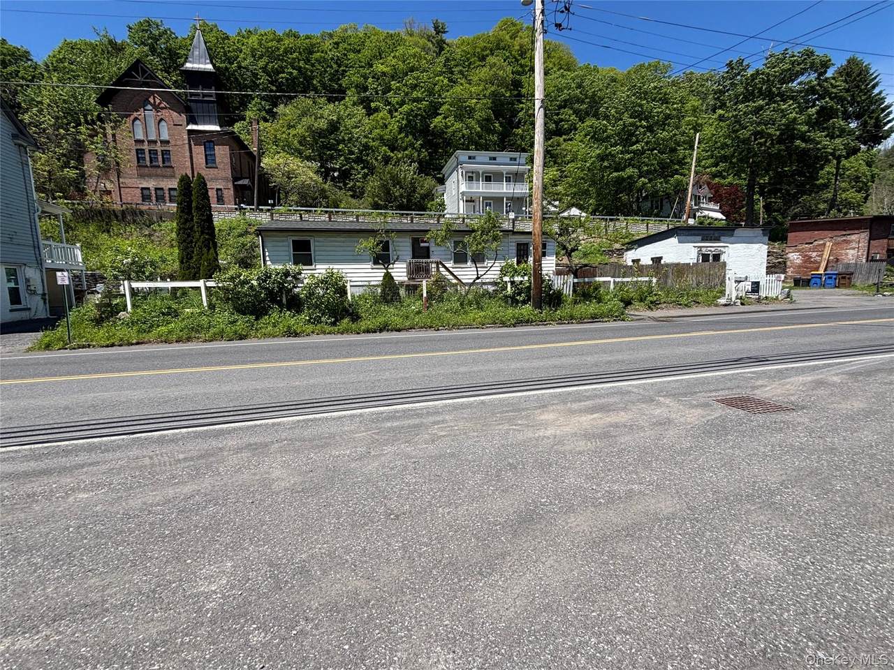 599 Abeel Street - Photo 1