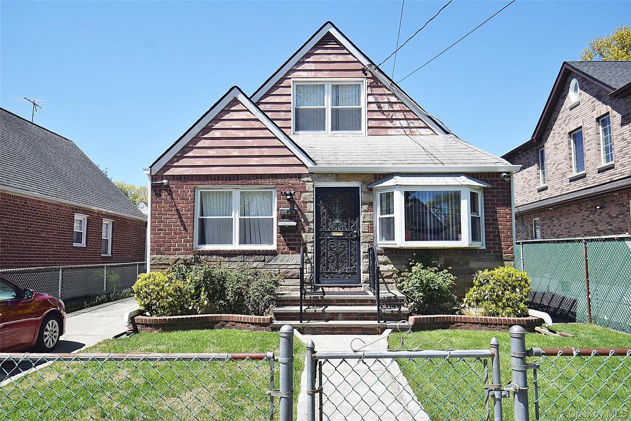 86-28 Musket Street - Photo 1