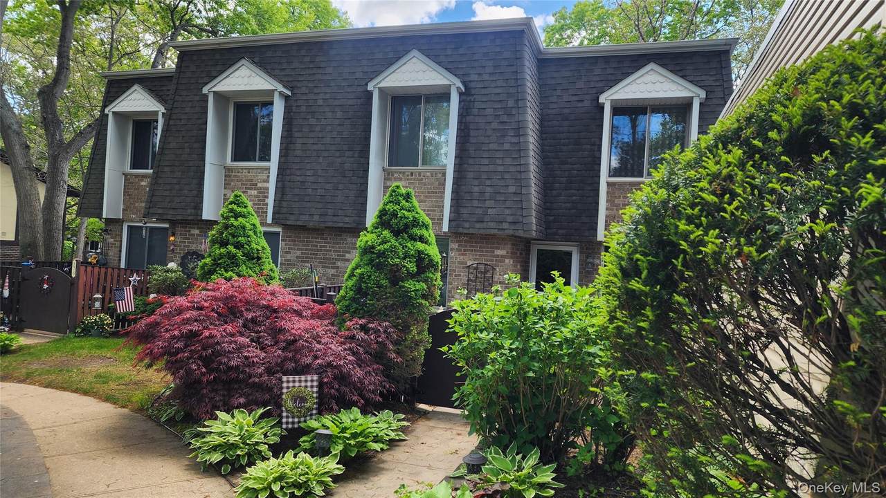 175 Cambridge Drive - Photo 1
