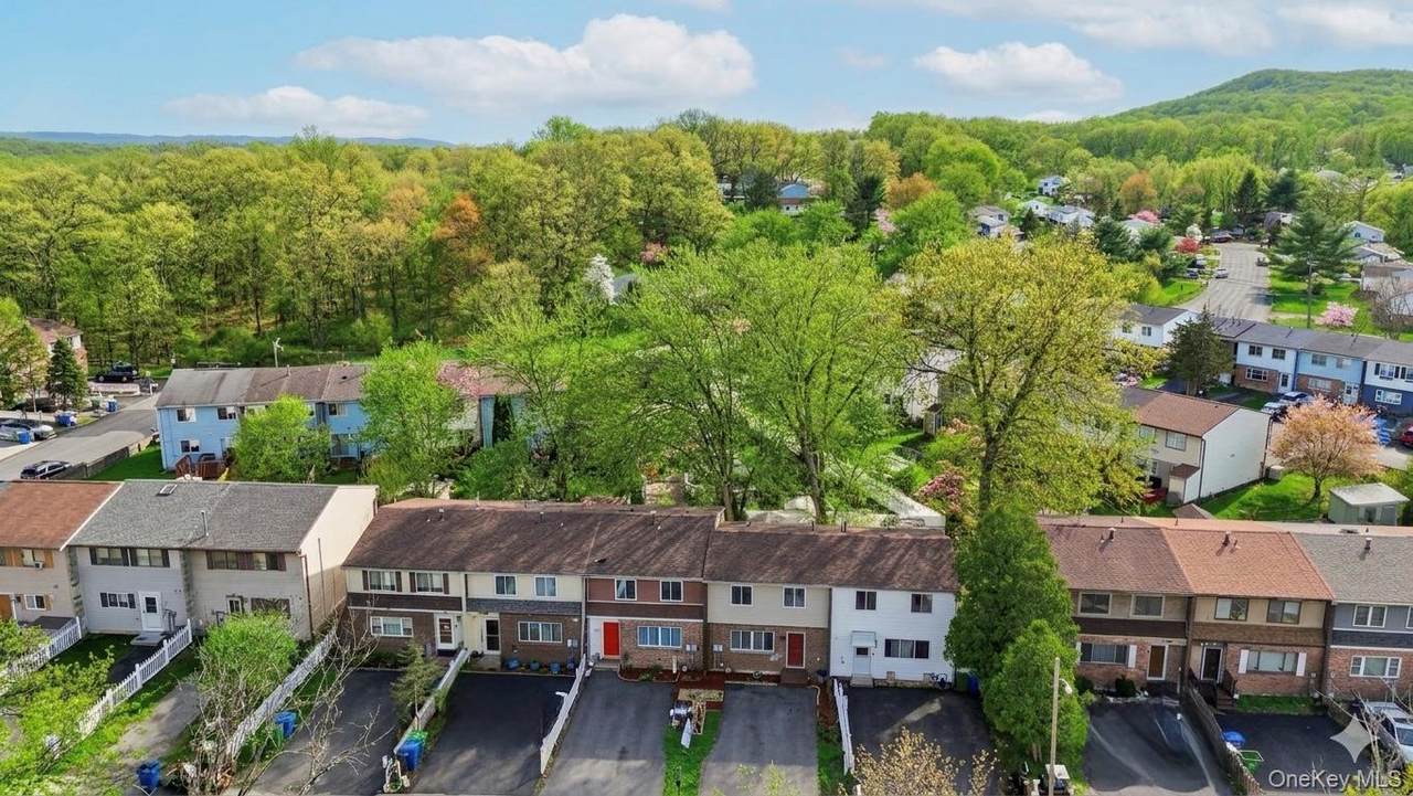 13 Aspen Road - Photo 1