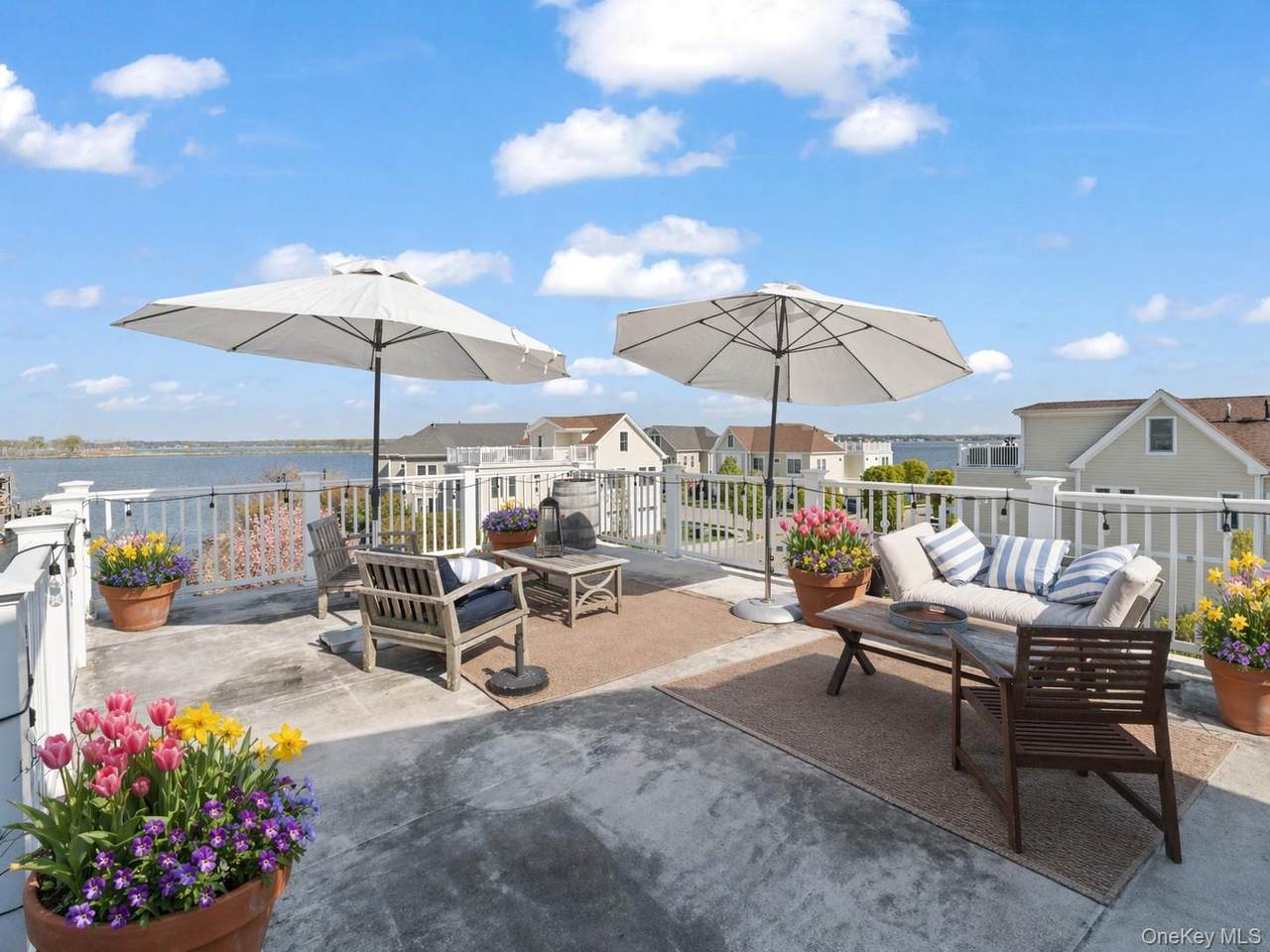 19 Island Point - Photo 1