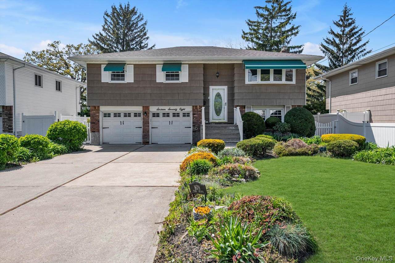 1678 Park Avenue - Photo 1