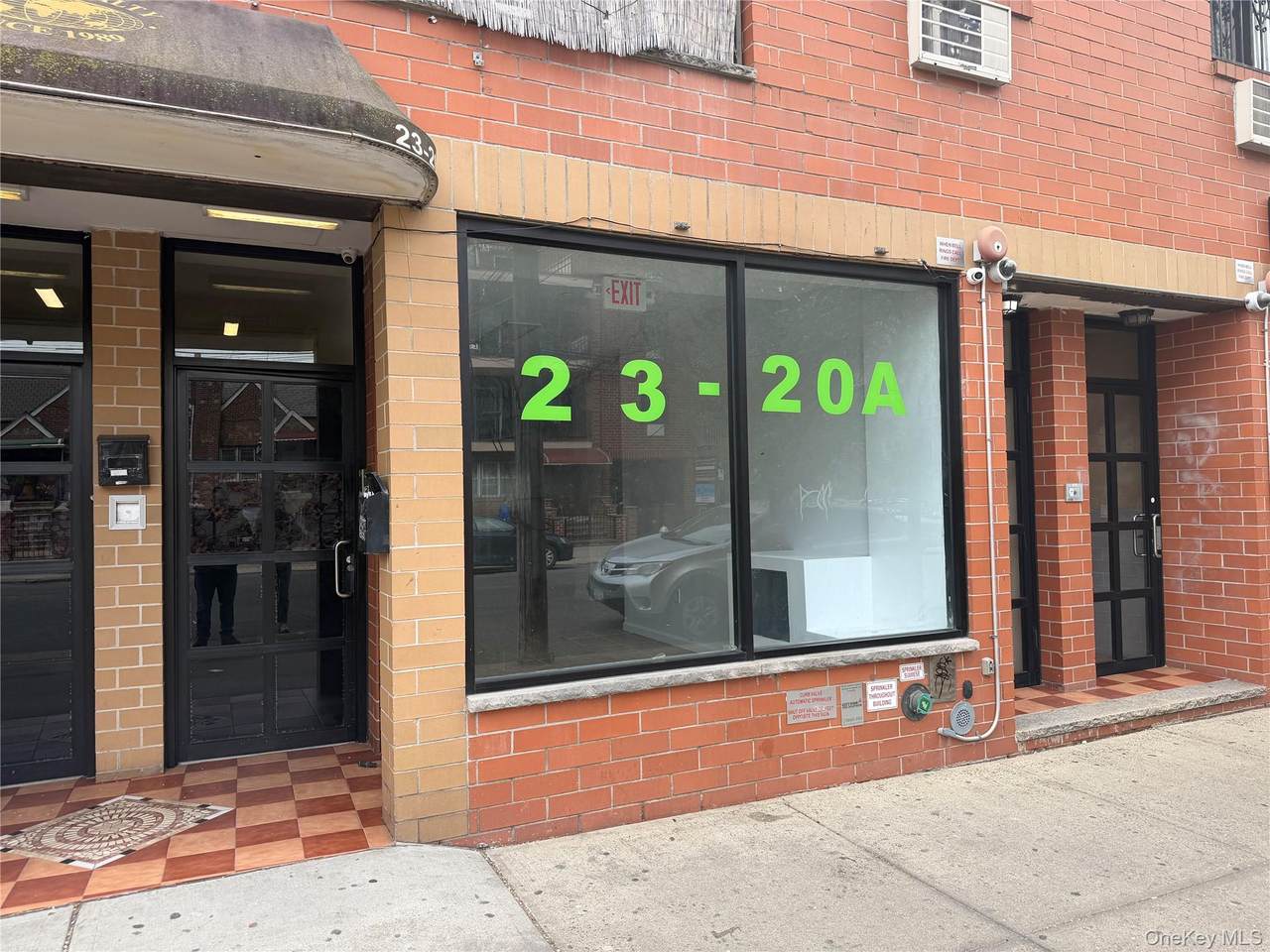 2320A Broadway - Photo 1