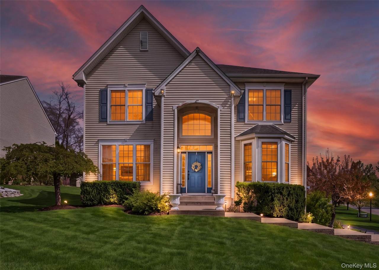 17 Oldwyck Crescent - Photo 1
