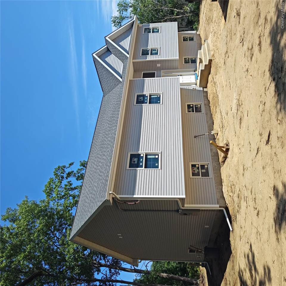 511 Walker Avenue - Photo 1