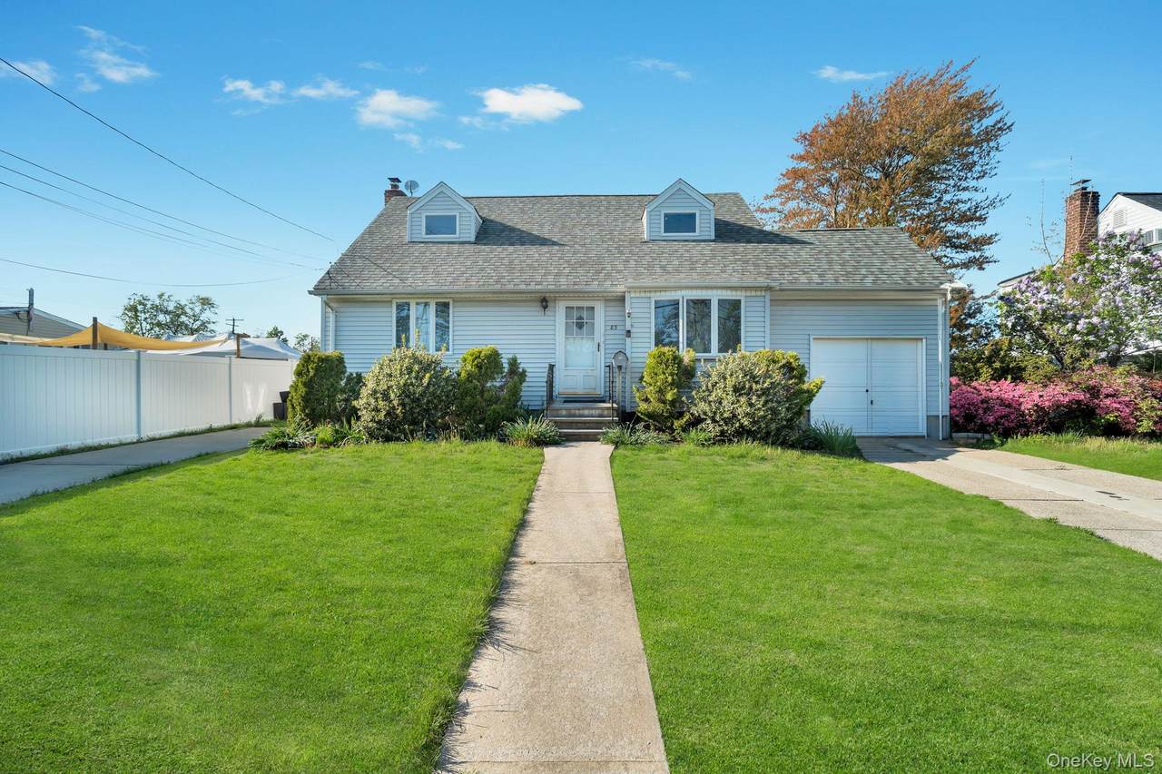 83 Old Farmingdale Road - Photo 1