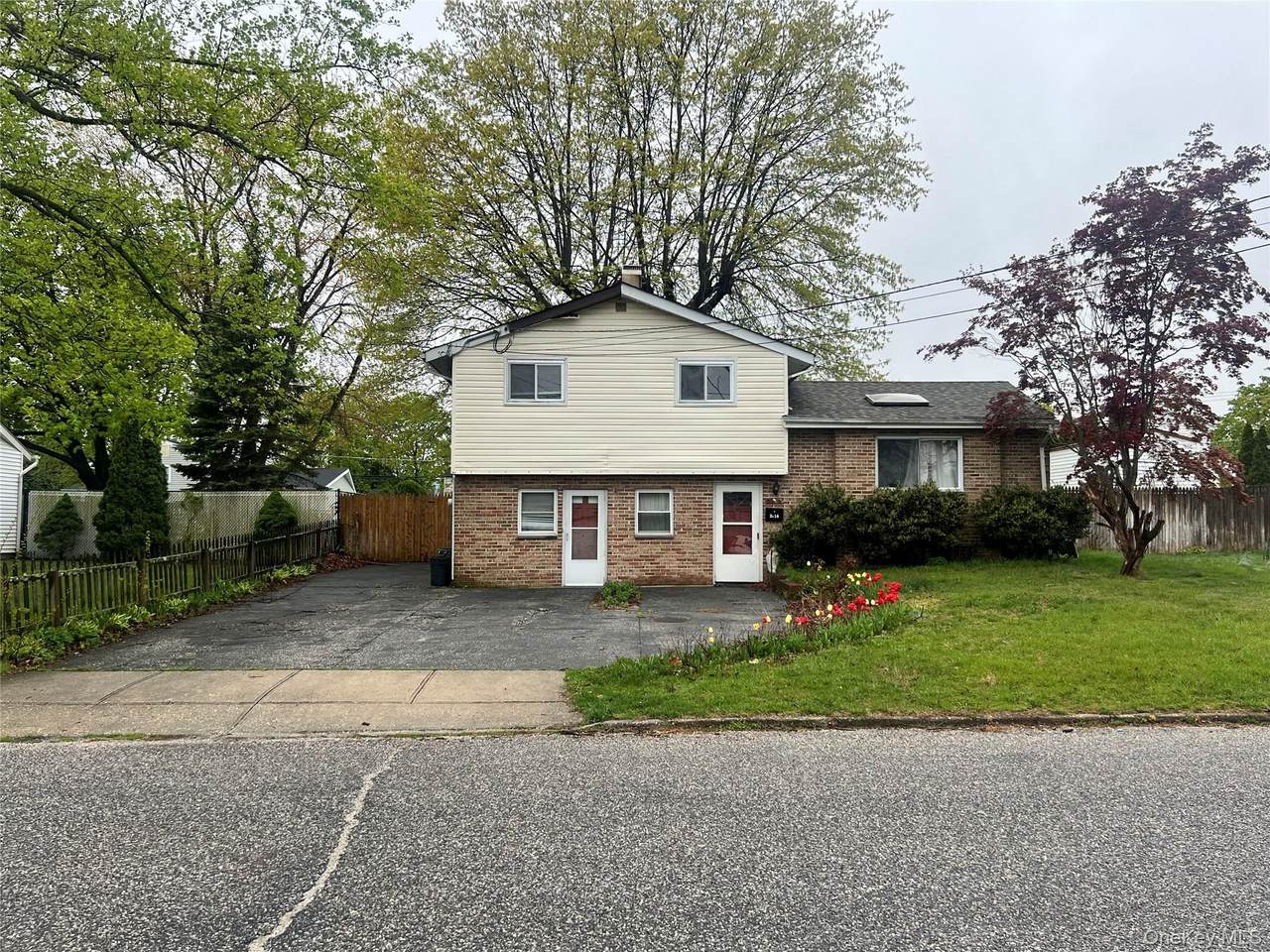 3016 Beechnut Avenue - Photo 1