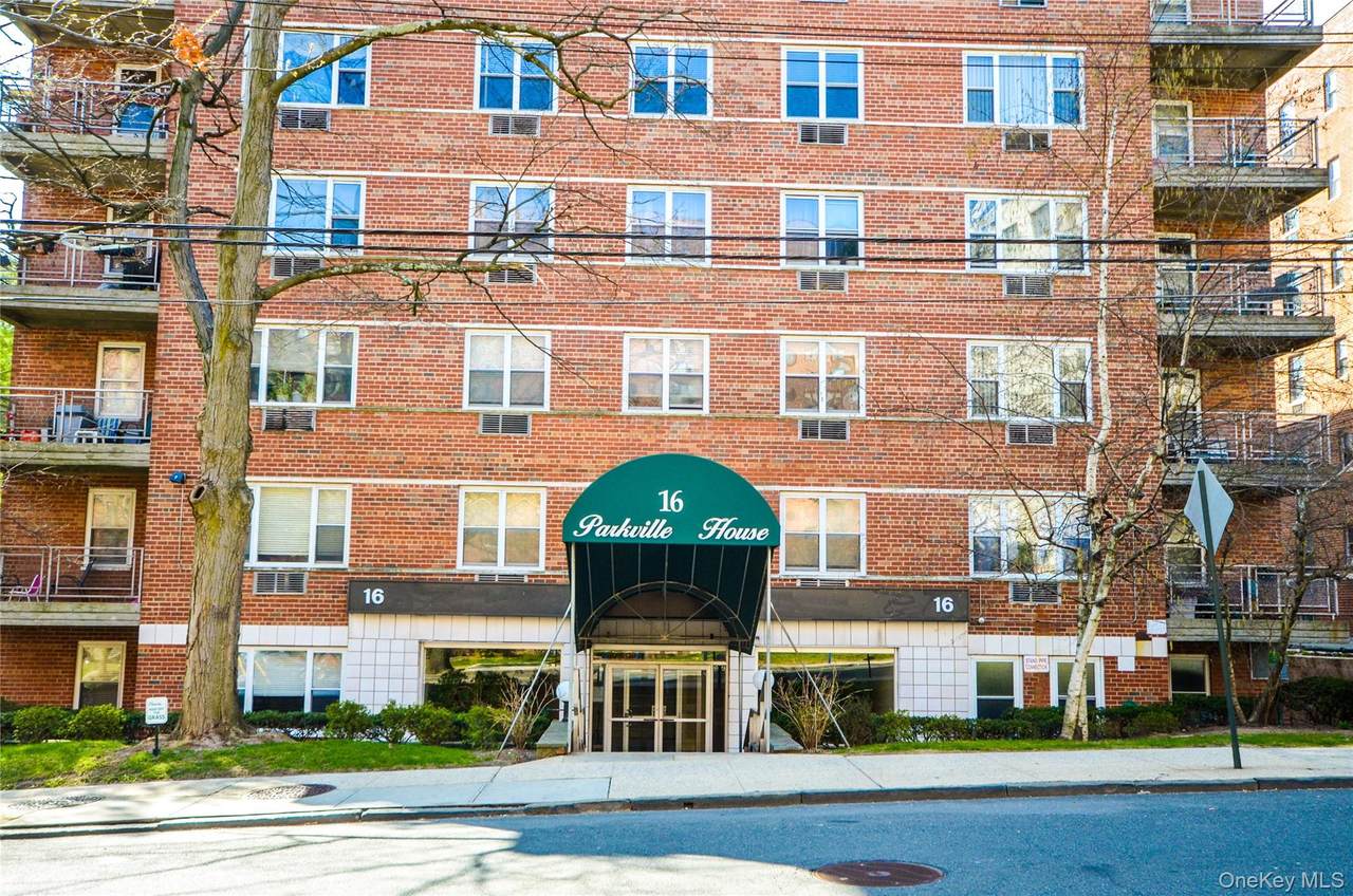 16 Lake Street - Photo 1