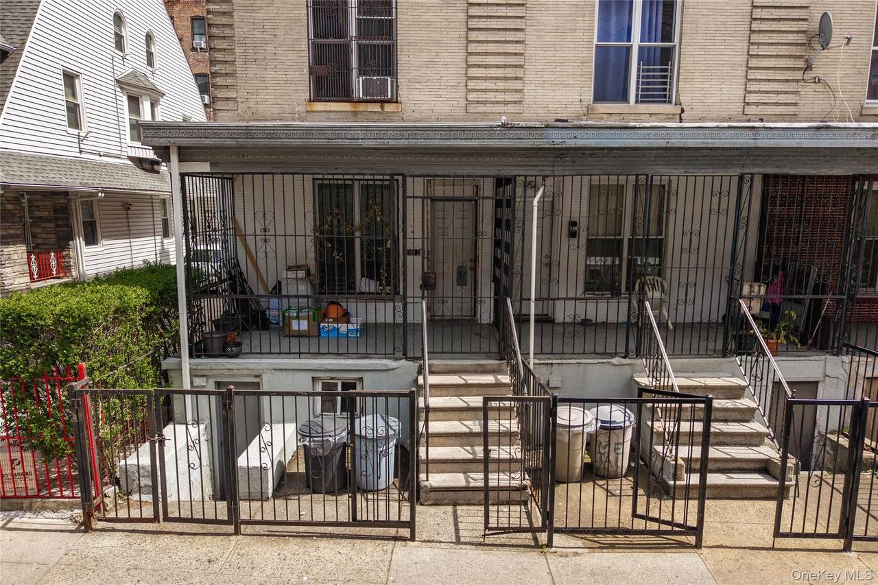 2412 Grand Avenue - Photo 1