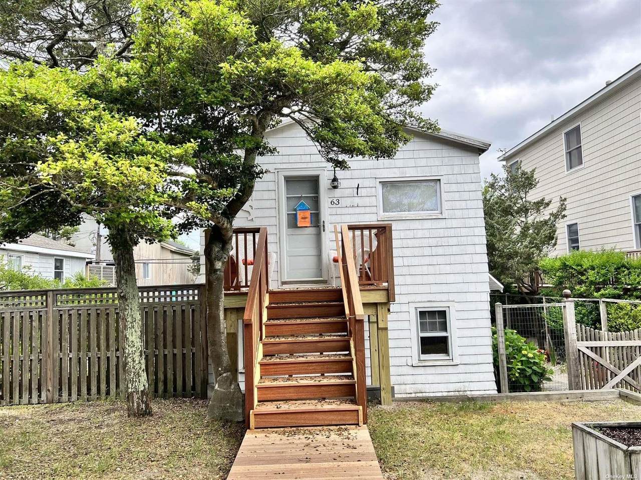 63 Bungalow Walk - Photo 1