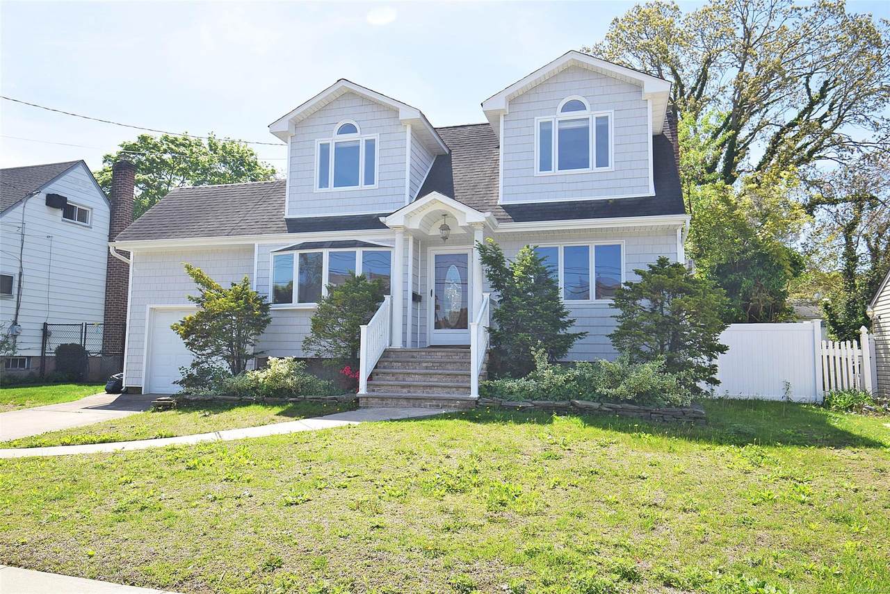 28 Karen Street - Photo 1