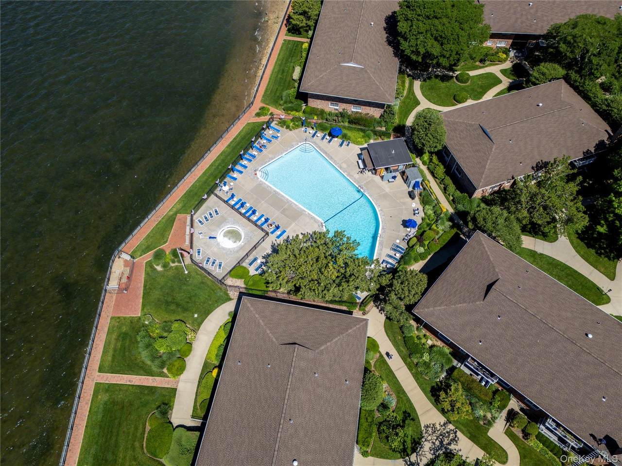 1 Toms Point Lane - Photo 1