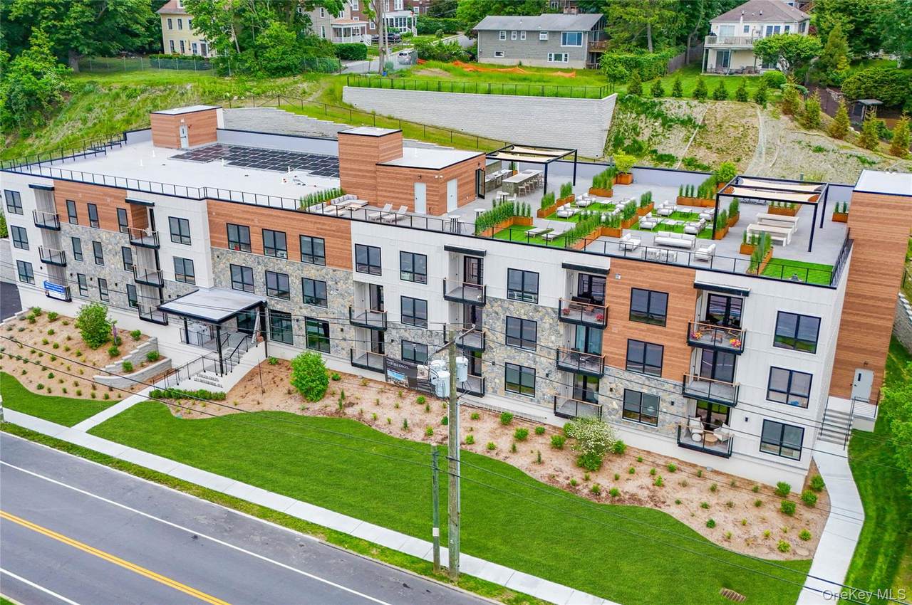 25 Riverside Avenue - Photo 1