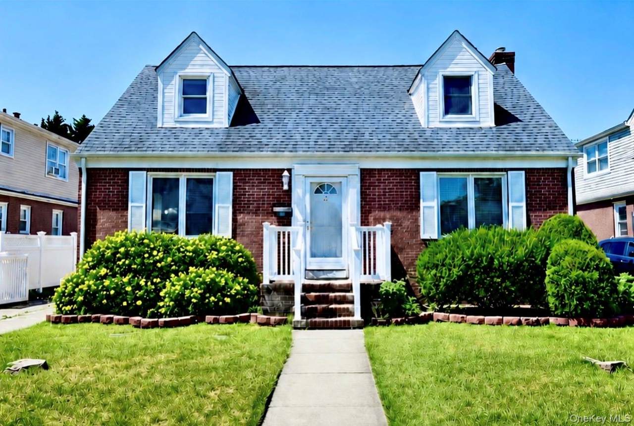 35 Rose Lane - Photo 1