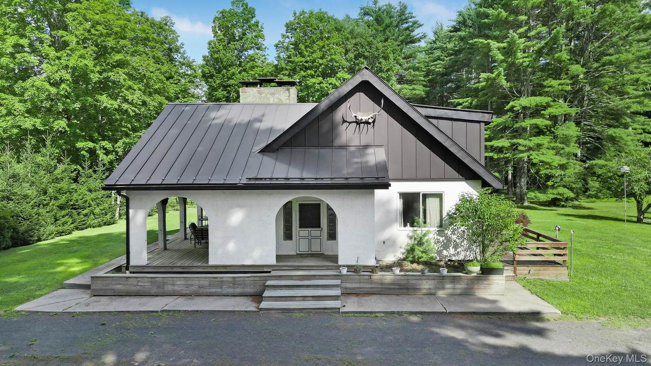 118 Bennett Road - Photo 1