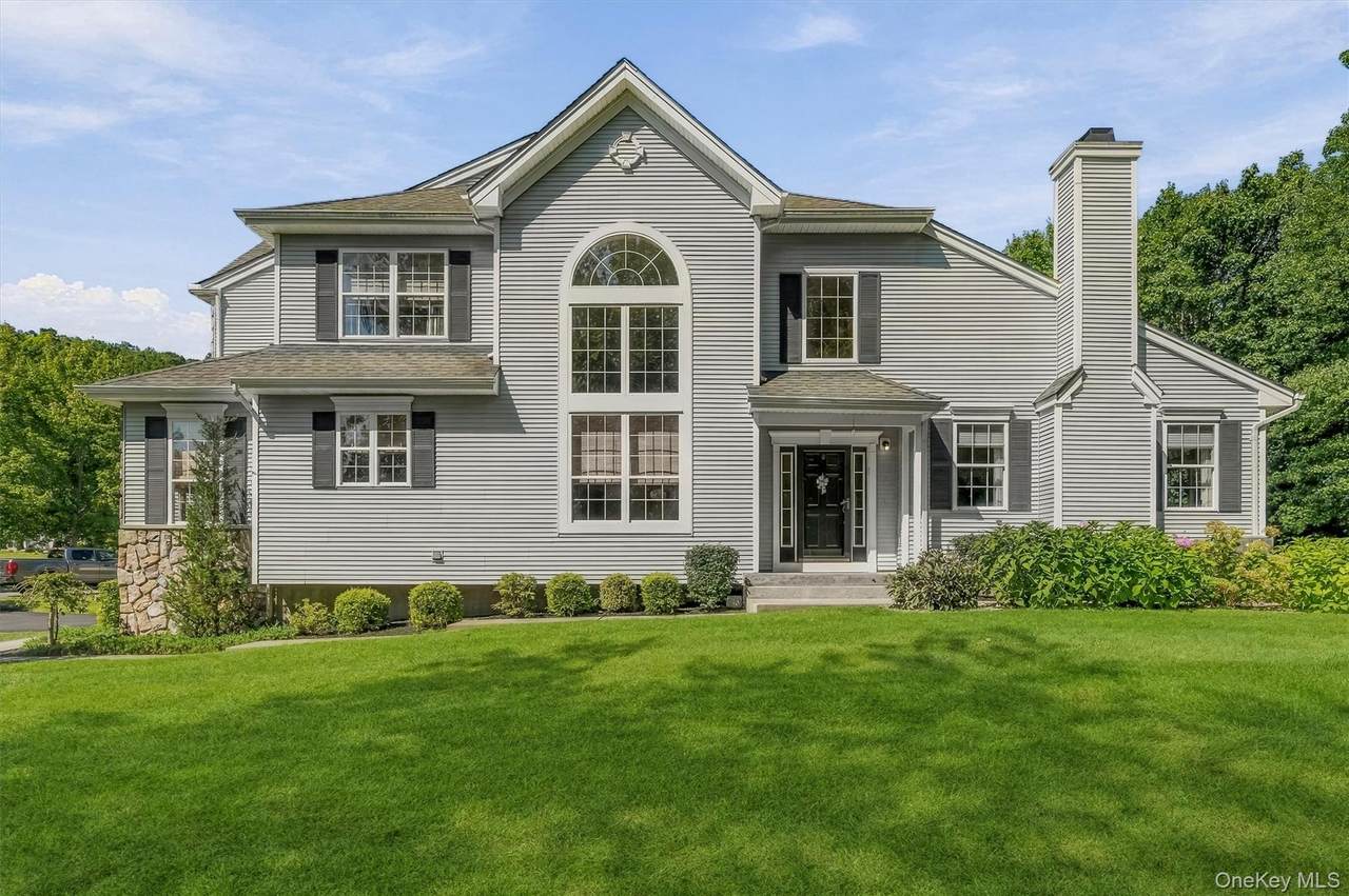10 Willow Court - Photo 1