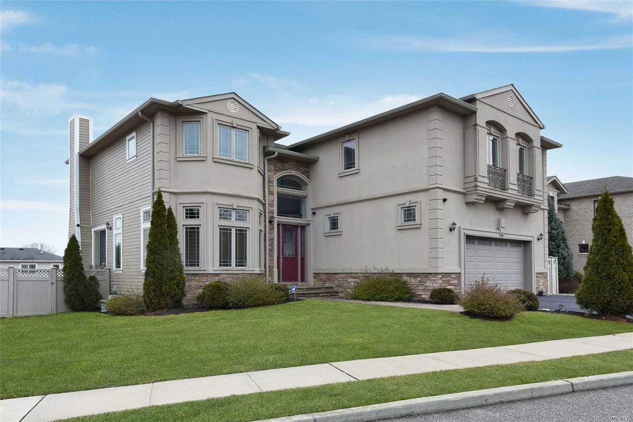 22 Annette Way - Photo 1
