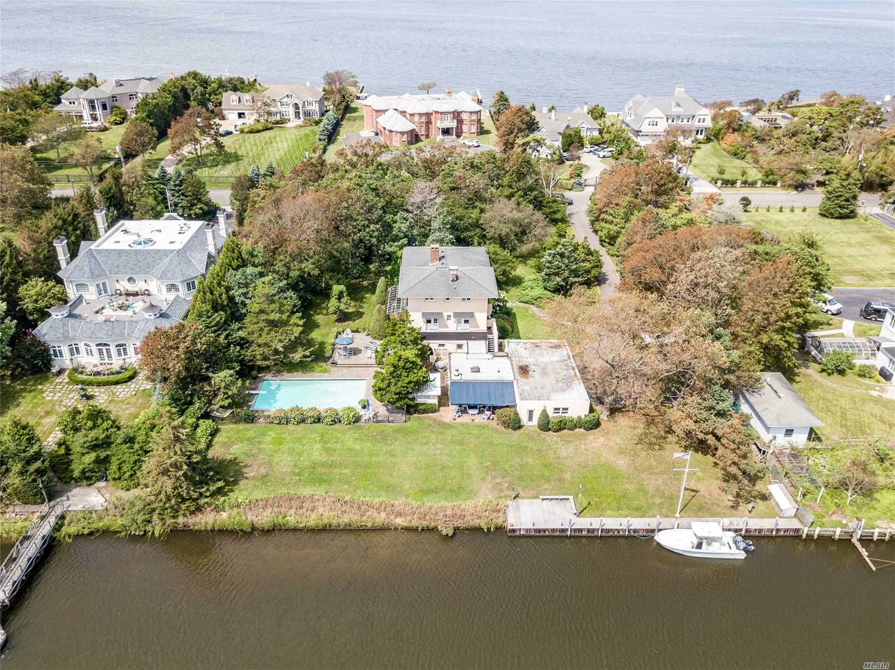 117 Bayberry Road - Photo 1