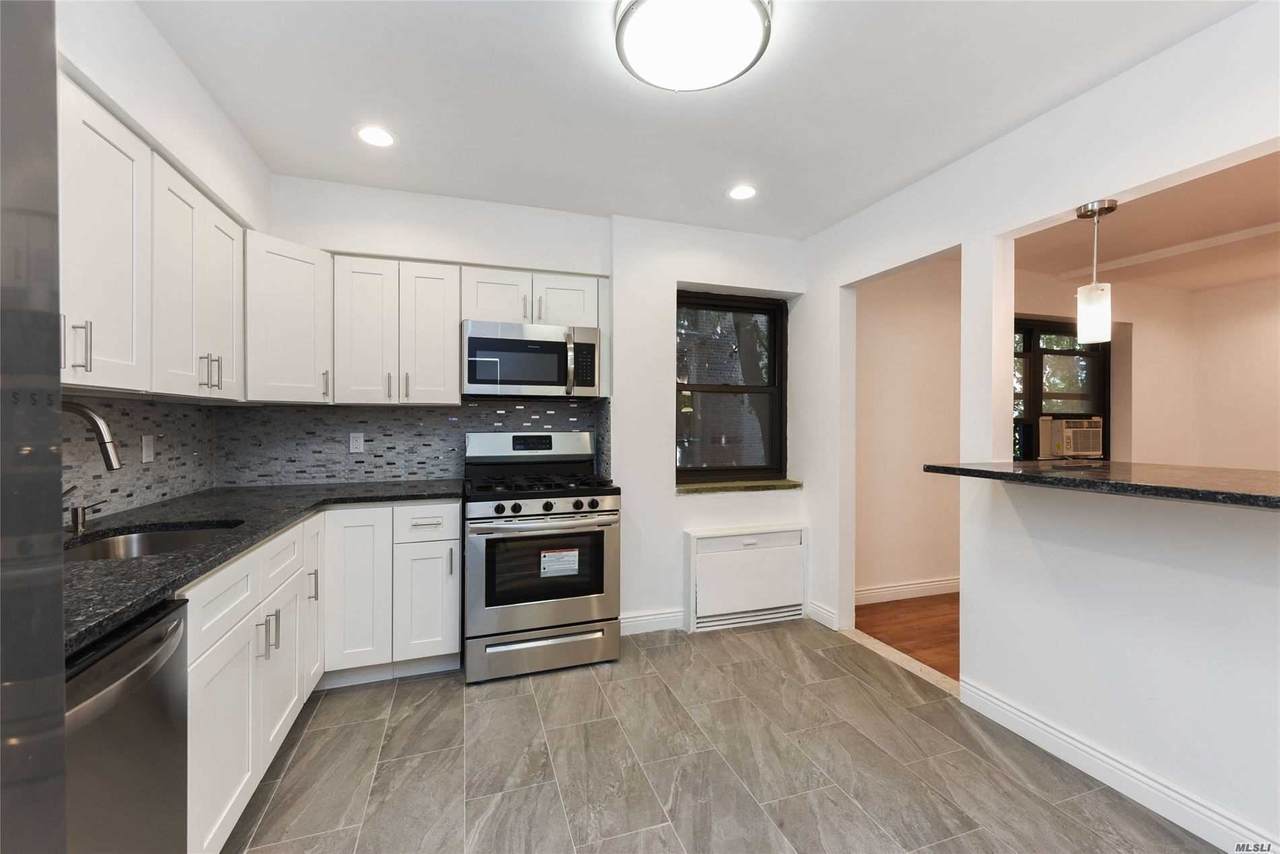 30 Grace Ave. - Photo 1