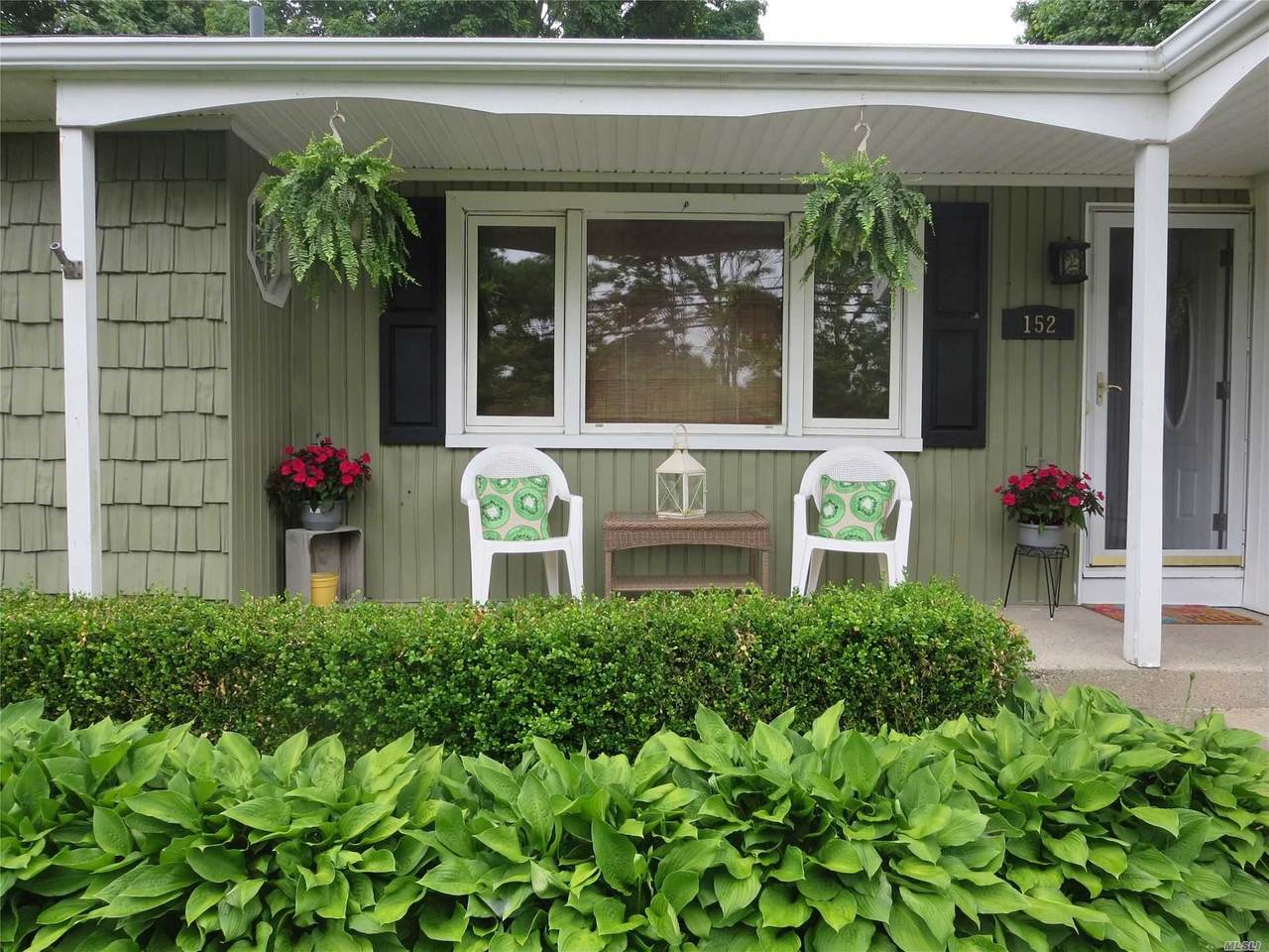 152 Barrett Avenue - Photo 1