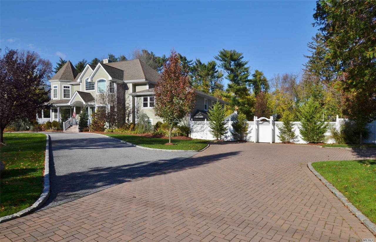 5 Rocklyn Court - Photo 1