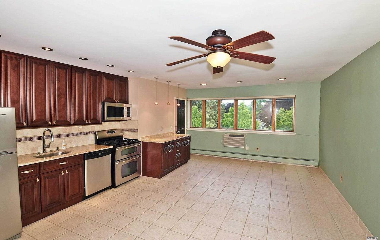 72-52 Metropolitan Avenue - Photo 1