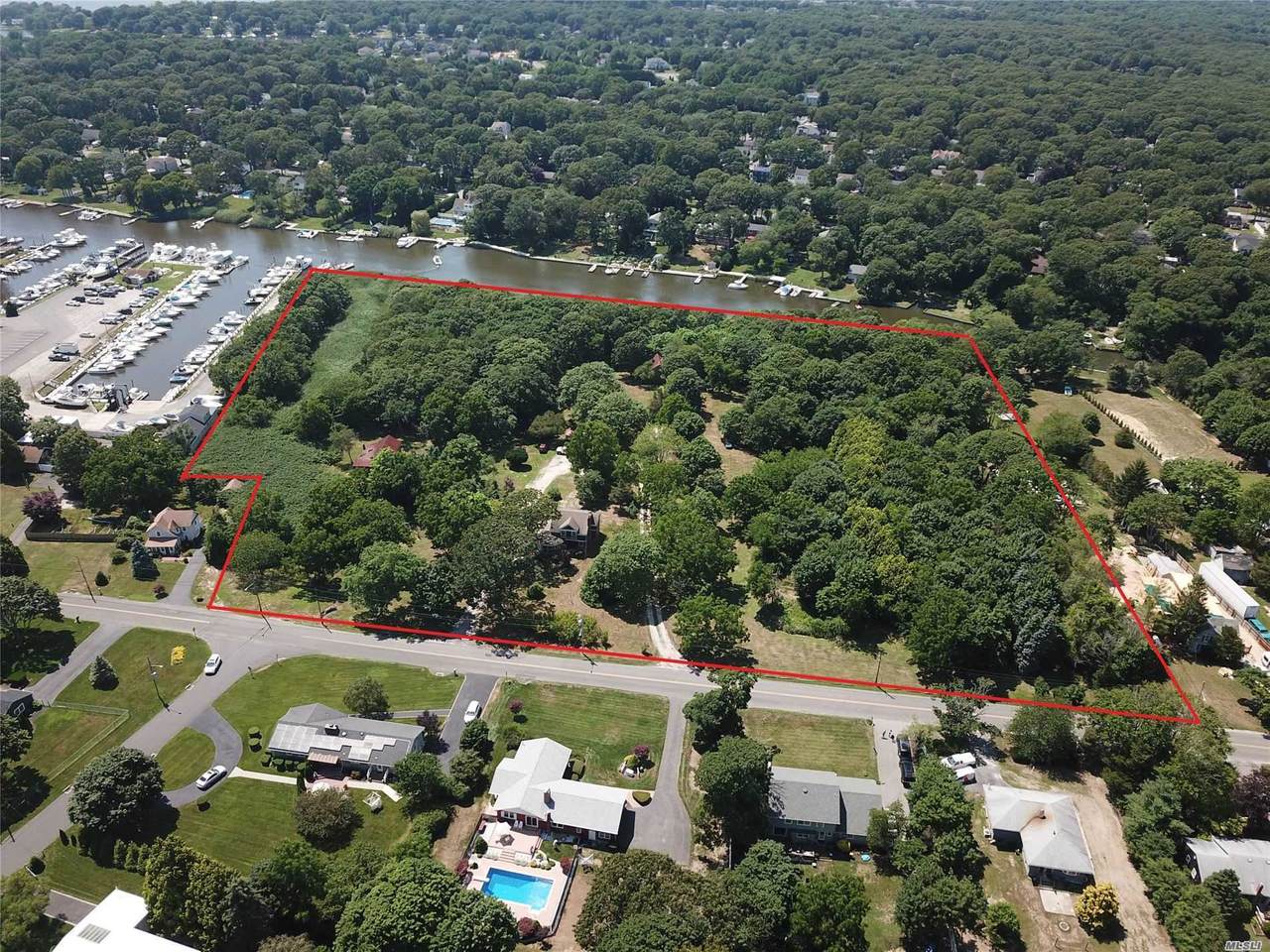 42 Senix Avenue - Photo 1