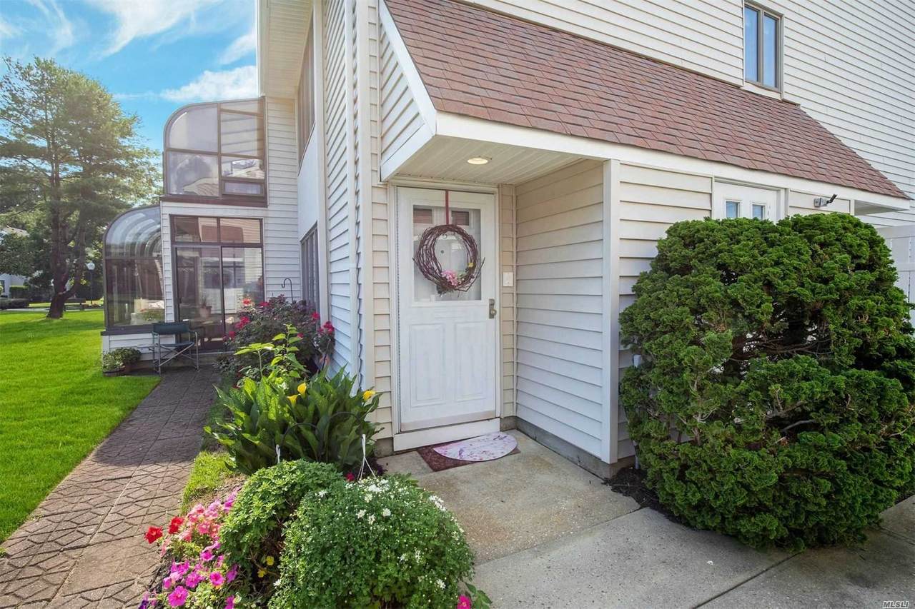 20 Laurel Street - Photo 1
