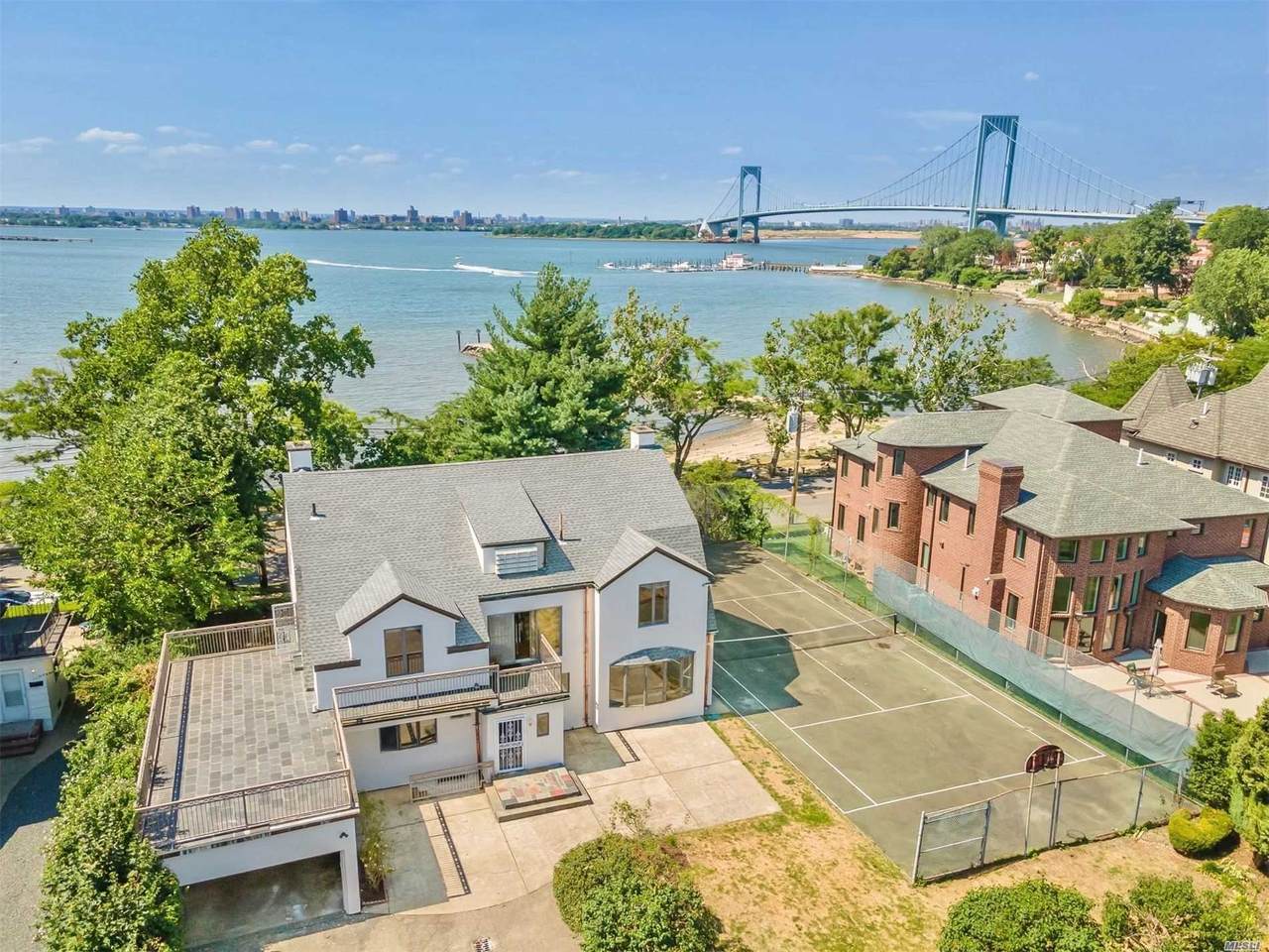 28 Boulevard - Photo 1