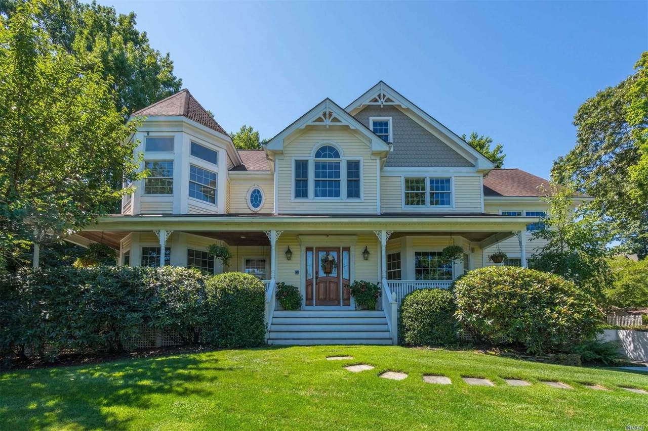 33 Caroline Avenue - Photo 1