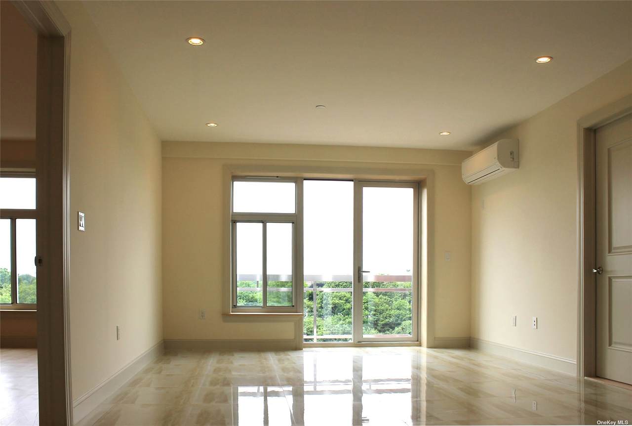 65-38 Austin Street - Photo 1